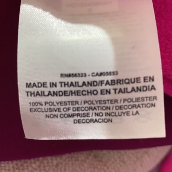 Nike Women’s Pullover - Picture 8 of 14